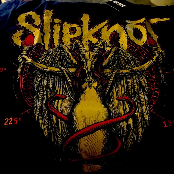 hot topic slipknot shirt